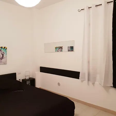 Apartment Red Ginger Oristano